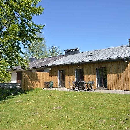 Quaint Cottage In Mont Near High Fens Nature Park Malmedy Exteriör bild